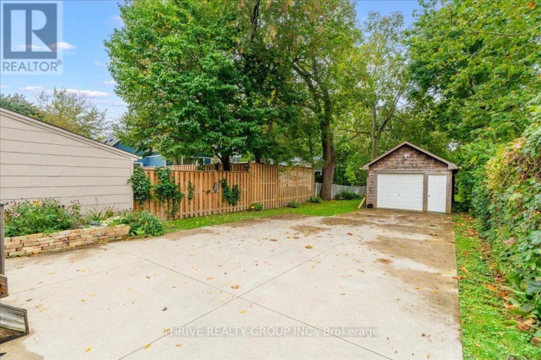 41 VICTOR STREET, London South (South F), Ontario, N6C1B8