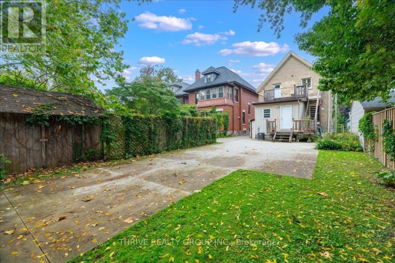 41 VICTOR STREET, London South (South F), Ontario, N6C1B8