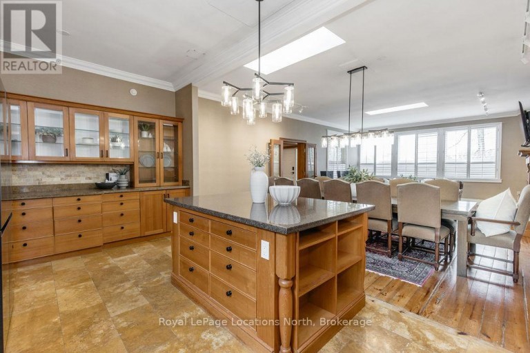 795853 GREY 19 ROAD, Collingwood, Ontario, L9Y3Y9