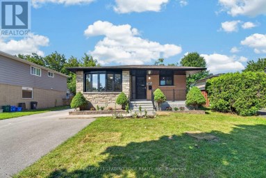 382 FAIRLAWN STREET Oshawa (McLaughlin) Ontario photo 1