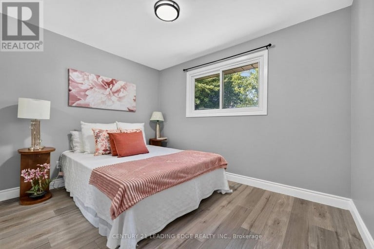382 FAIRLAWN STREET, Oshawa (McLaughlin), Ontario, L1J4R3