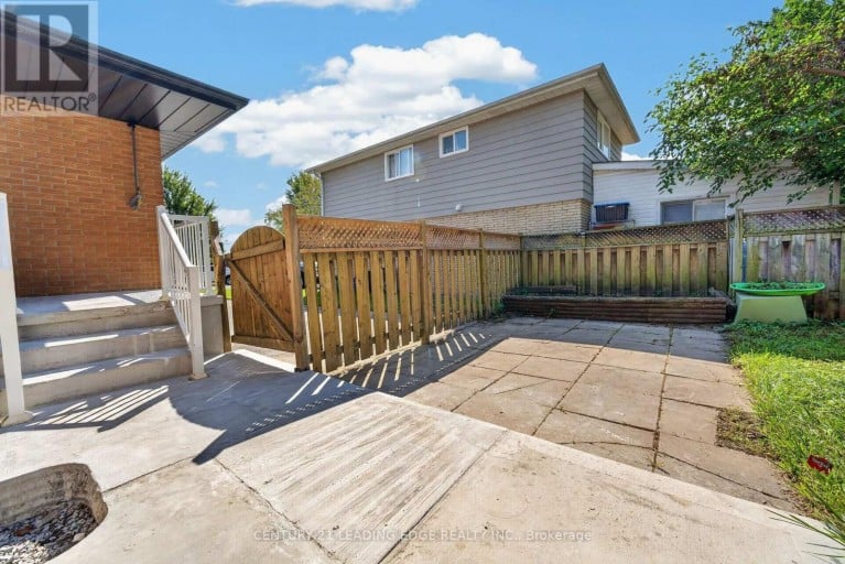 382 FAIRLAWN STREET, Oshawa (McLaughlin), Ontario, L1J4R3