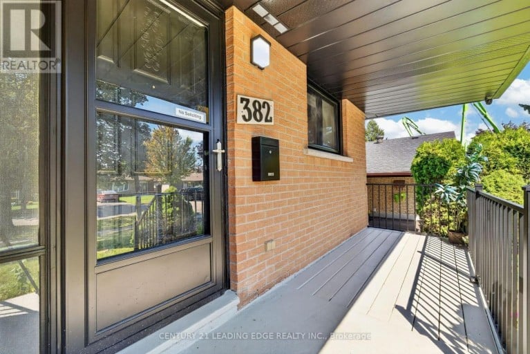382 FAIRLAWN STREET, Oshawa (McLaughlin), Ontario, L1J4R3