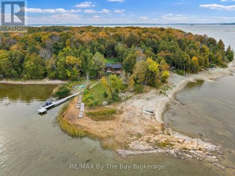 20 ISLAND 404/QUARRY ISLAND Georgian Bay (Baxter) Ontario photo 1