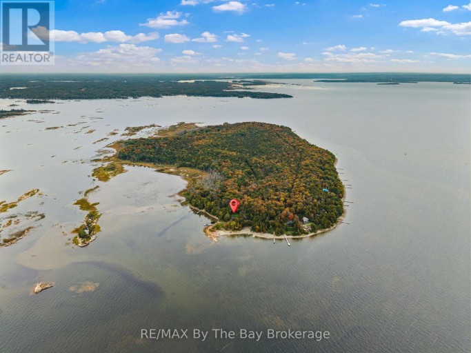 20 ISLAND 404/QUARRY ISLAND, Georgian Bay (Baxter), Ontario, P0E1E0