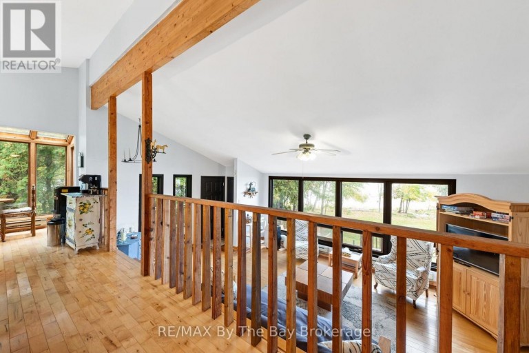 20 ISLAND 404/QUARRY ISLAND, Georgian Bay (Baxter), Ontario, P0E1E0