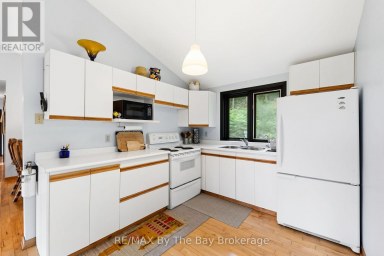 20 ISLAND 404/QUARRY ISLAND Georgian Bay (Baxter) Ontario photo 24