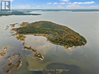 20 ISLAND 404/QUARRY ISLAND Georgian Bay (Baxter) Ontario photo 34