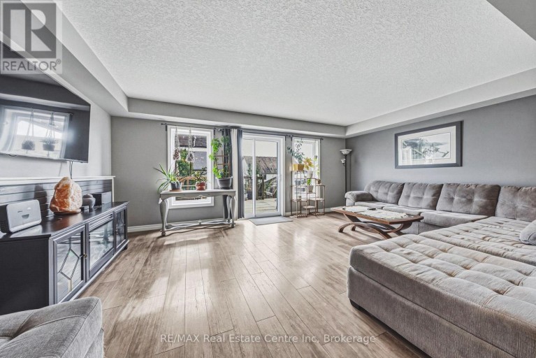 93 COULING CRESCENT, Guelph (Grange Road), Ontario, N1E0J8