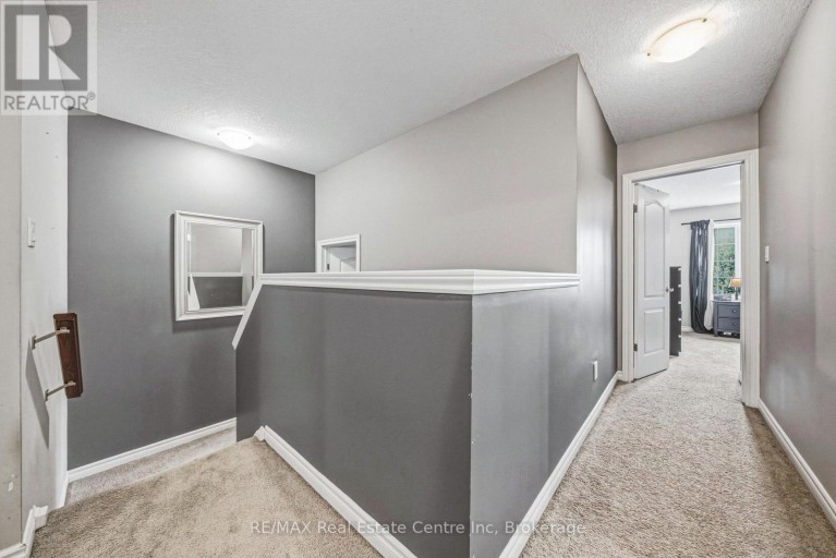 93 COULING CRESCENT, Guelph (Grange Road), Ontario, N1E0J8