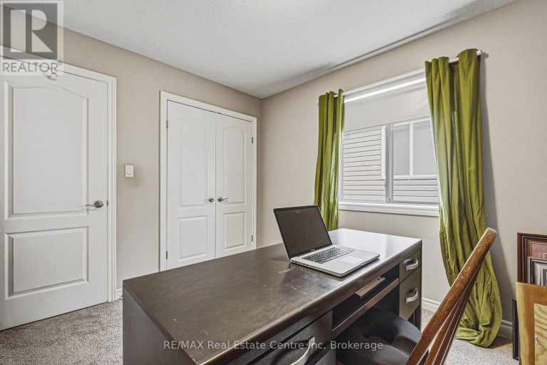 93 COULING CRESCENT, Guelph (Grange Road), Ontario, N1E0J8
