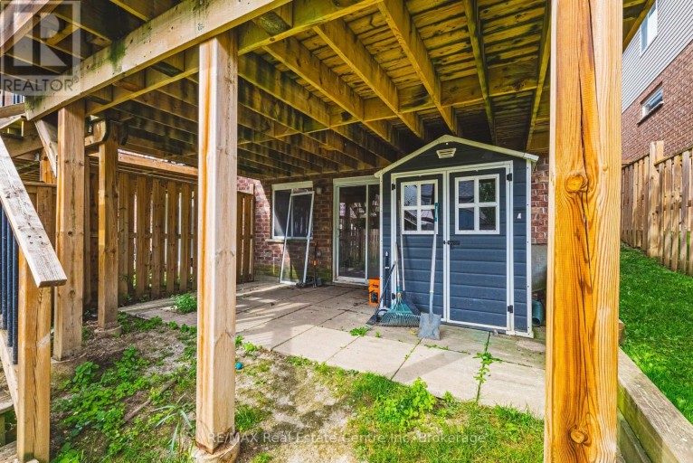 93 COULING CRESCENT, Guelph (Grange Road), Ontario, N1E0J8