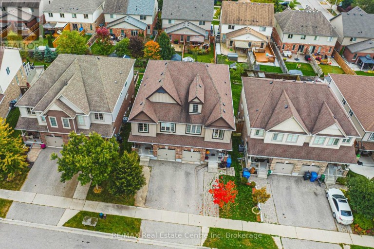 93 COULING CRESCENT, Guelph (Grange Road), Ontario, N1E0J8