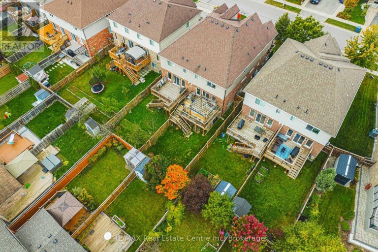 93 COULING CRESCENT, Guelph (Grange Road), Ontario, N1E0J8