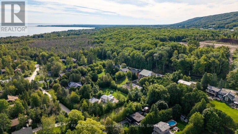122 JAMES STREET, Blue Mountains, Ontario, L9Y0T6