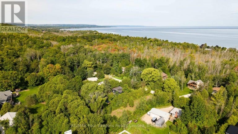 122 JAMES STREET, Blue Mountains, Ontario, L9Y0T6