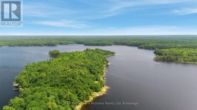 7 W/A LAKE WAHWASHKESH Whitestone Ontario photo 7