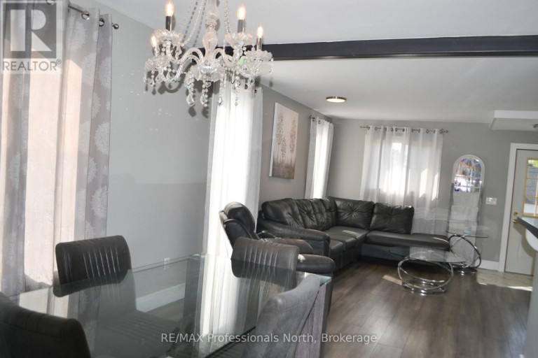 14 PRINCESS STREET, Huntsville, Ontario, P1H1P2