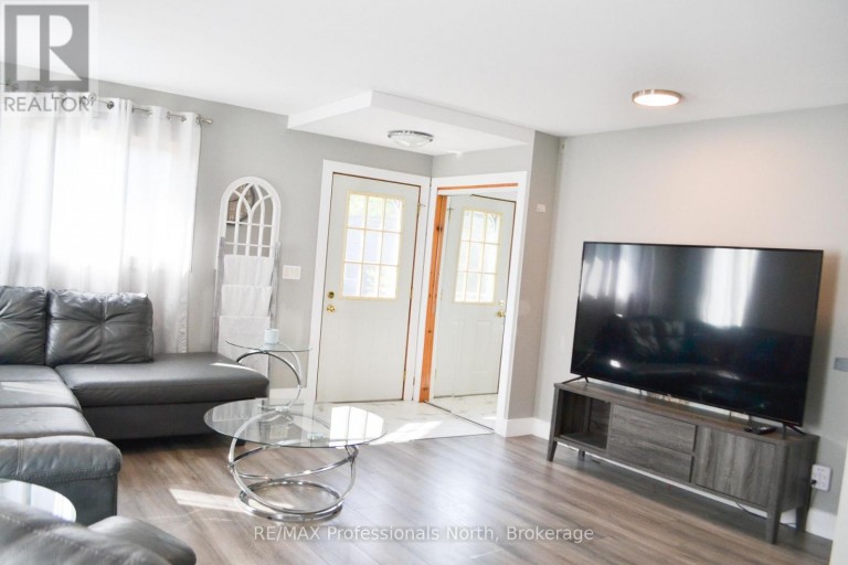 14 PRINCESS STREET, Huntsville, Ontario, P1H1P2