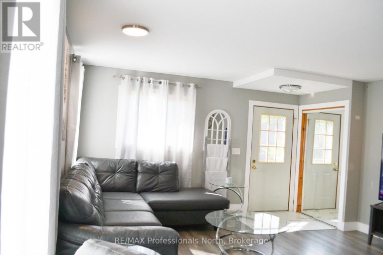 14 PRINCESS STREET, Huntsville, Ontario, P1H1P2