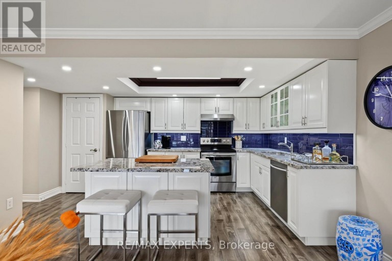 605 - 5 WELDRICK ROAD W, Richmond Hill (North Richvale), Ontario, L4C8S9