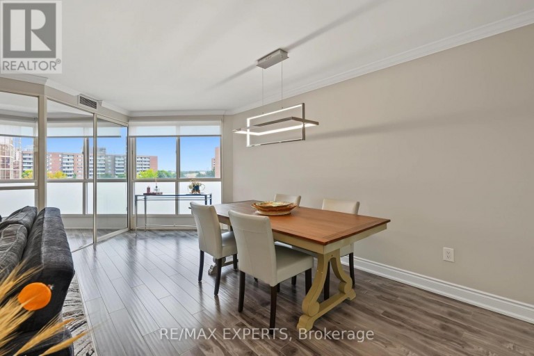 605 - 5 WELDRICK ROAD W, Richmond Hill (North Richvale), Ontario, L4C8S9