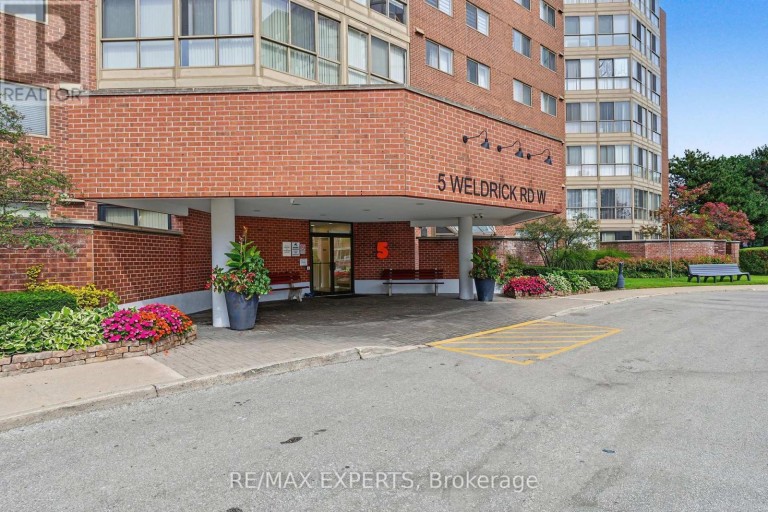 605 - 5 WELDRICK ROAD W, Richmond Hill (North Richvale), Ontario, L4C8S9