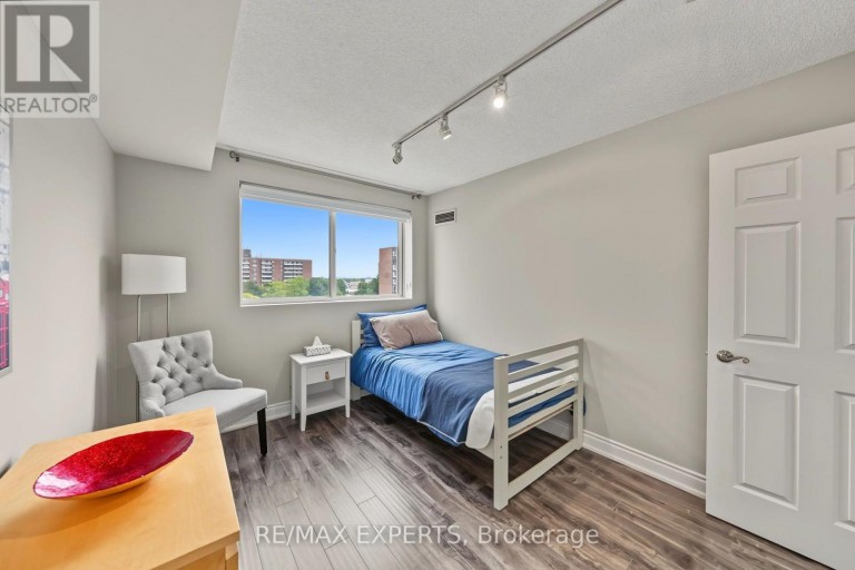 605 - 5 WELDRICK ROAD W, Richmond Hill (North Richvale), Ontario, L4C8S9