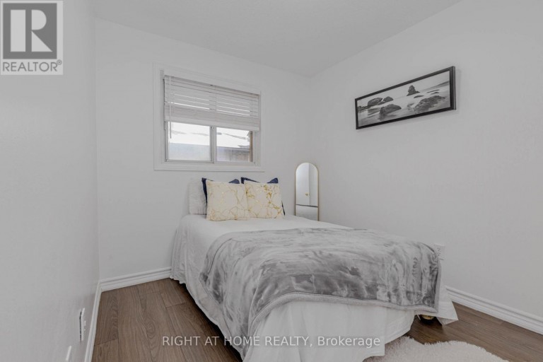 3 - 40 REXDALE BOULEVARD, Toronto (Rexdale-Kipling), Ontario, M9W5Z3
