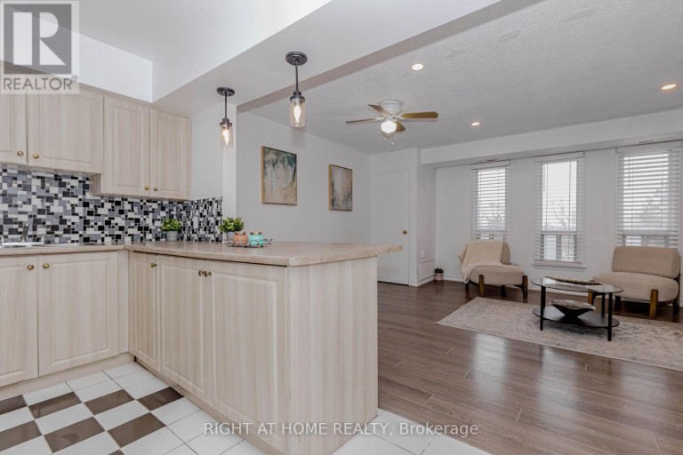 3 - 40 REXDALE BOULEVARD, Toronto (Rexdale-Kipling), Ontario, M9W5Z3
