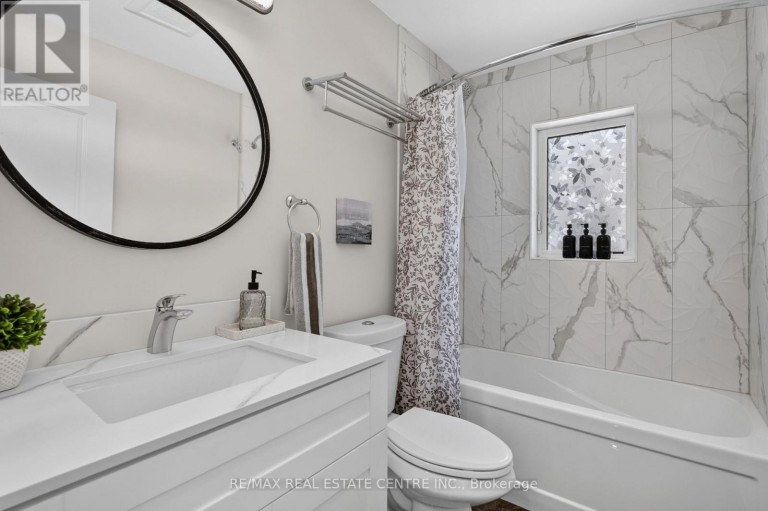 403 ISABELLA AVENUE, Mississauga (Cooksville), Ontario, L5B2K2