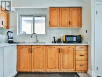 3174 WESTON ROAD Toronto (Humbermede) Ontario photo 11