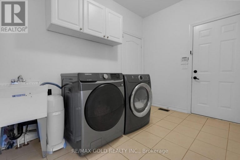 39 DARREN ROAD, Brampton (Vales of Castlemore North), Ontario, L6P1Z5