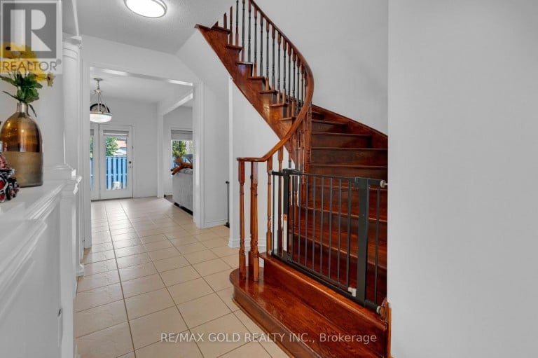 39 DARREN ROAD, Brampton (Vales of Castlemore North), Ontario, L6P1Z5