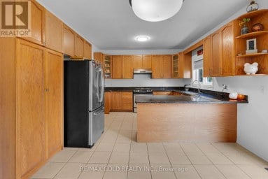 39 DARREN ROAD Brampton (Vales of Castlemore North) Ontario photo 15