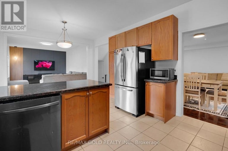 39 DARREN ROAD, Brampton (Vales of Castlemore North), Ontario, L6P1Z5