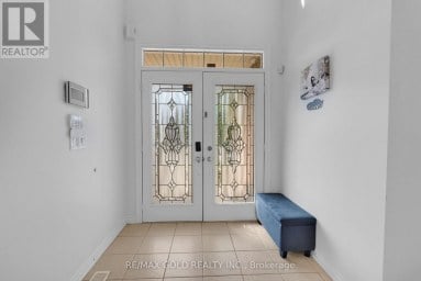 39 DARREN ROAD Brampton (Vales of Castlemore North) Ontario photo 5