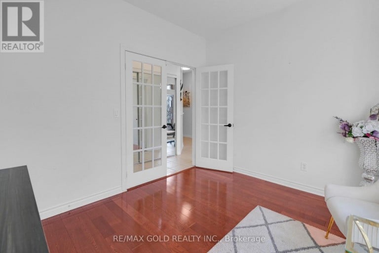 39 DARREN ROAD, Brampton (Vales of Castlemore North), Ontario, L6P1Z5