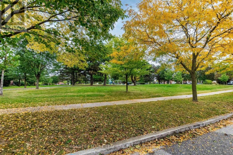 16 ZEALAND ROAD, Toronto (Willowridge-Martingrove-Richview), Ontario, M9R3W4