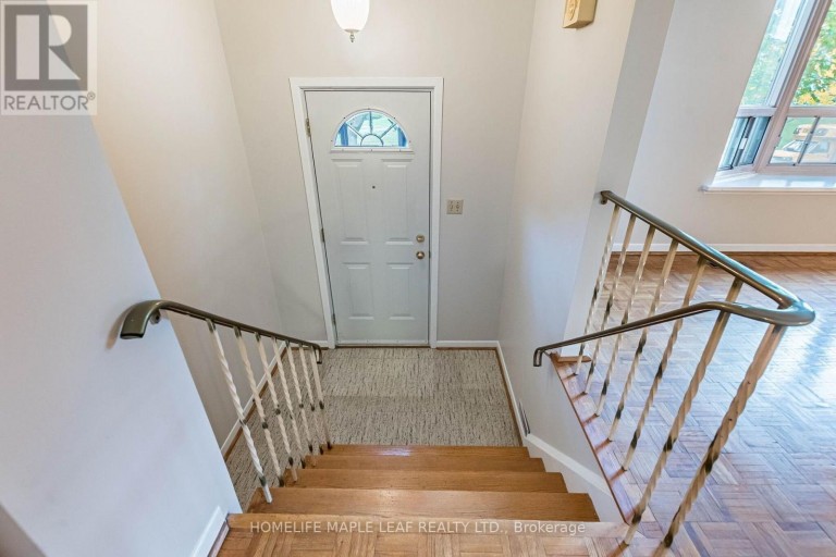 16 ZEALAND ROAD, Toronto (Willowridge-Martingrove-Richview), Ontario, M9R3W4