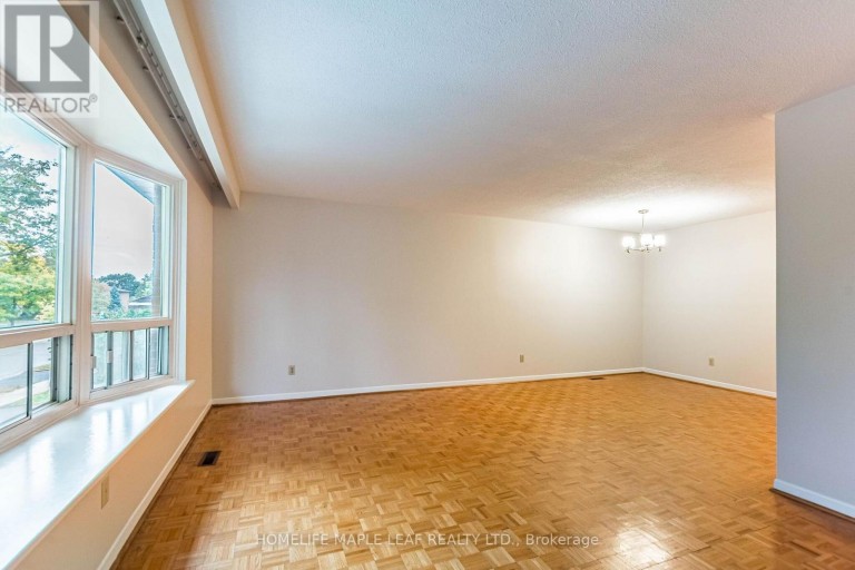 16 ZEALAND ROAD, Toronto (Willowridge-Martingrove-Richview), Ontario, M9R3W4