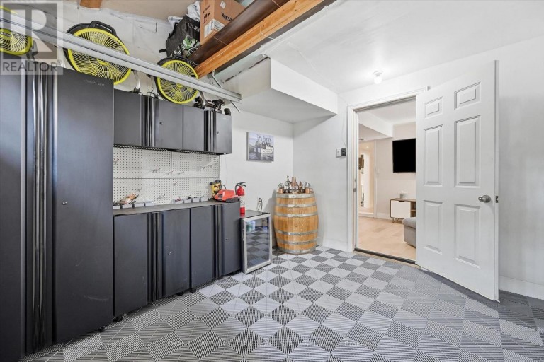 5474 SCHUELLER CRESCENT, Burlington (Appleby), Ontario, L7L3T2