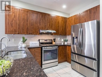 172 PEFFERLAW CIRCLE Brampton (Bram West) Ontario photo 10