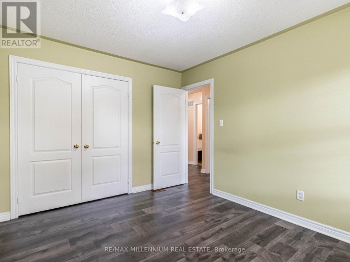 172 PEFFERLAW CIRCLE, Brampton (Bram West), Ontario, L6Y0L2