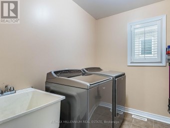 172 PEFFERLAW CIRCLE Brampton (Bram West) Ontario photo 28