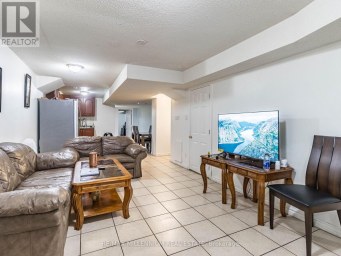 172 PEFFERLAW CIRCLE Brampton (Bram West) Ontario photo 29