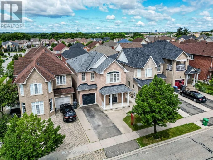 172 PEFFERLAW CIRCLE, Brampton (Bram West), Ontario, L6Y0L2