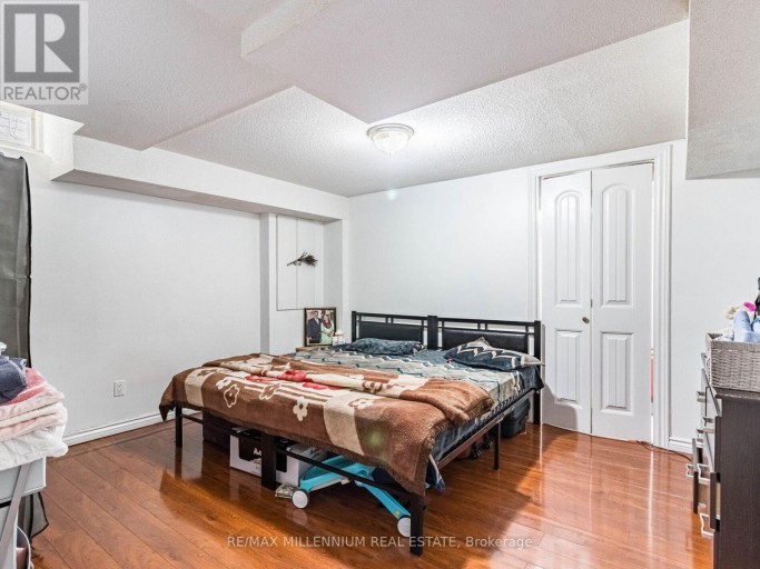 172 PEFFERLAW CIRCLE, Brampton (Bram West), Ontario, L6Y0L2