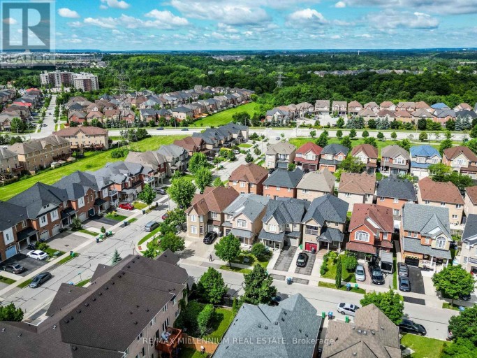 172 PEFFERLAW CIRCLE, Brampton (Bram West), Ontario, L6Y0L2