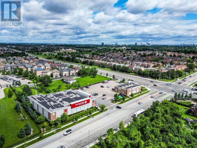 172 PEFFERLAW CIRCLE, Brampton (Bram West), Ontario, L6Y0L2